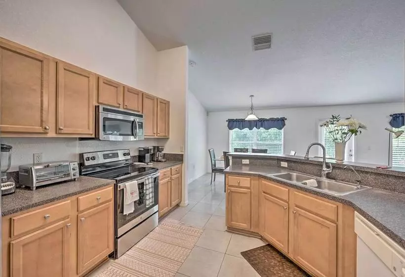 Ranch Style Lehigh Acres House With Big Backyard!