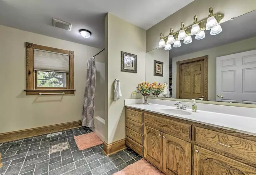 Remodeled Pittsboro Farmhouse Sitting On 220 Acres