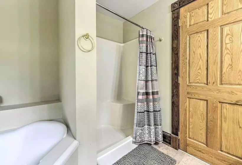 Remodeled Pittsboro Farmhouse Sitting On 220 Acres