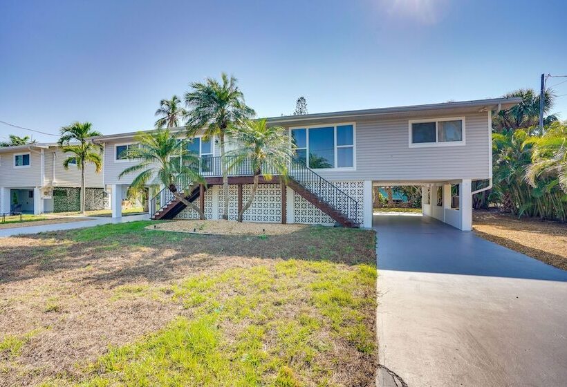 Stunning Bonita Springs Home On The Canal!