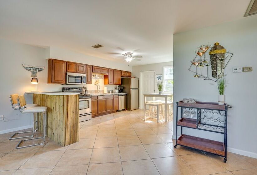 Stunning Bonita Springs Home On The Canal!