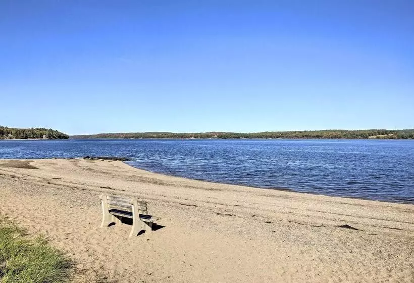 Sunny Stockton Springs Home < 1 Mi To Beach!