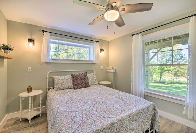 Sunny Stockton Springs Home < 1 Mi To Beach!