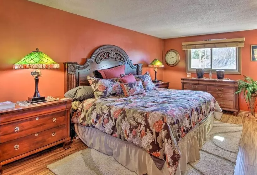 Lake Views: Waterfront Sunrise Beach Home!