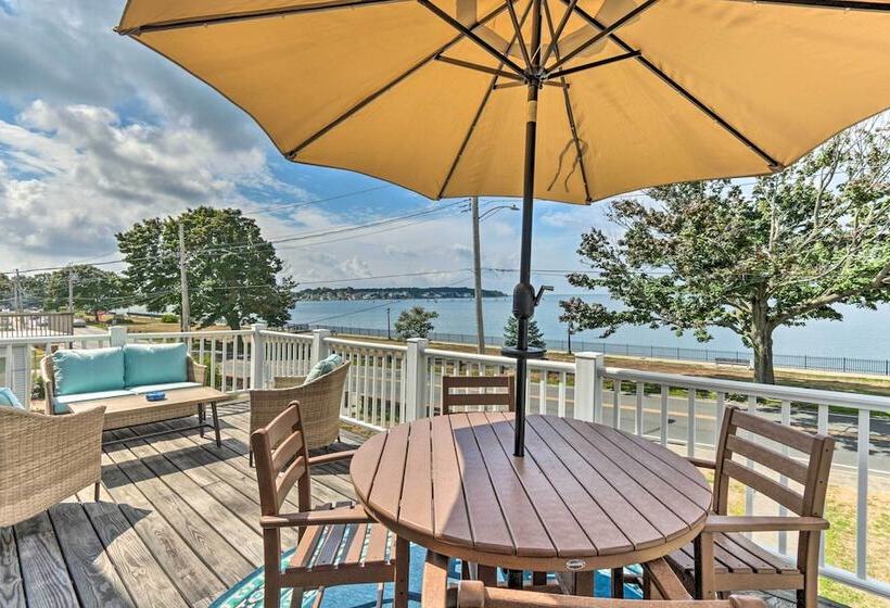 Walkable New Haven Retreat W/ Ocean Views!