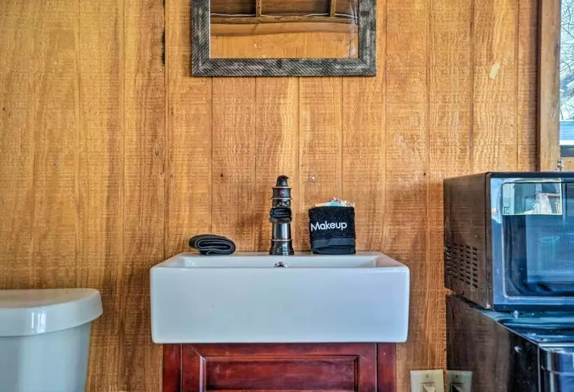 Waterfront Studio W/ Fire Pit On Lake Dunlap!