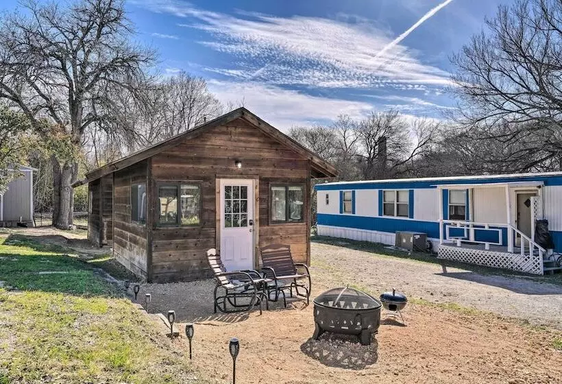 Waterfront Studio W/ Fire Pit On Lake Dunlap!