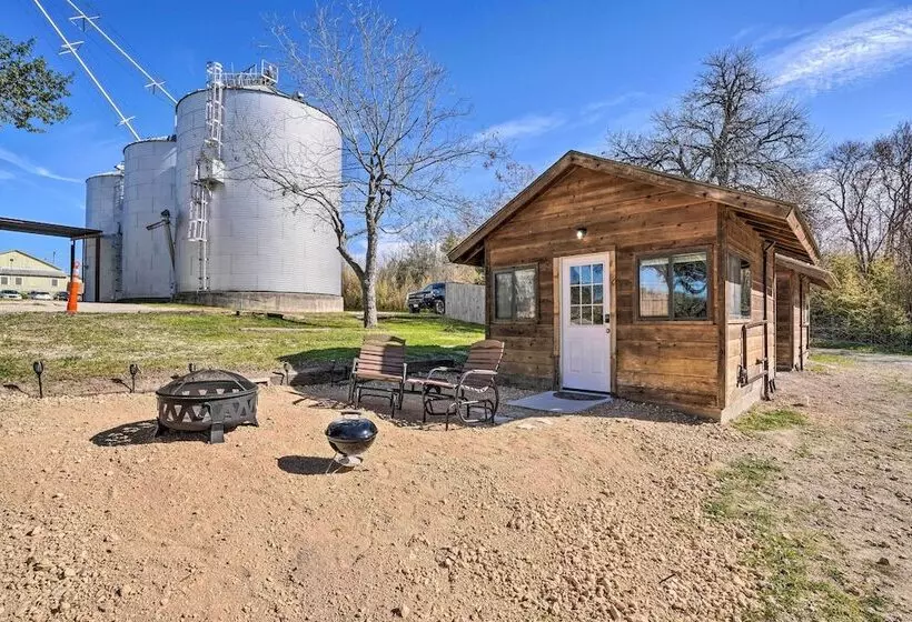 Waterfront Studio W/ Fire Pit On Lake Dunlap!