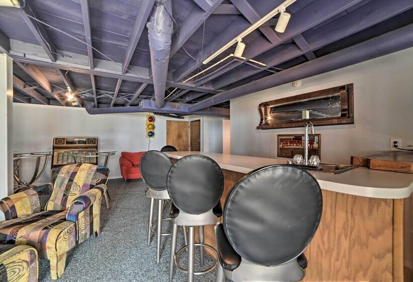 Waterfront Tennessee Home On Kentucky Lake W/ Deck