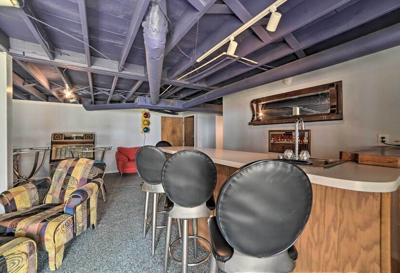 Waterfront Tennessee Home On Kentucky Lake W/ Deck