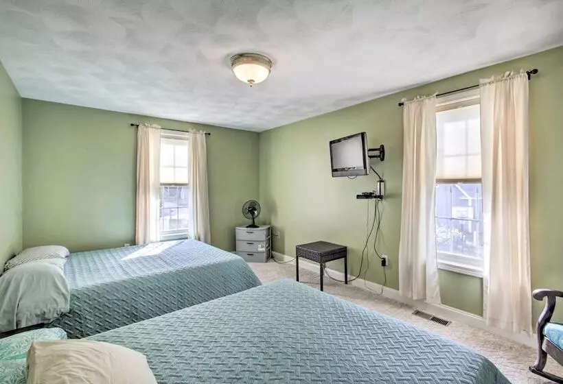 Waterside Haven On Milton Pond W/ Deck & Boat Dock