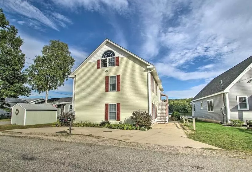 Waterside Haven On Milton Pond W/ Deck & Boat Dock