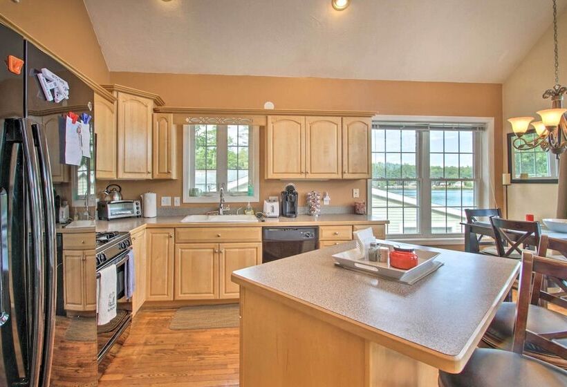 Waterside Haven On Milton Pond W/ Deck & Boat Dock