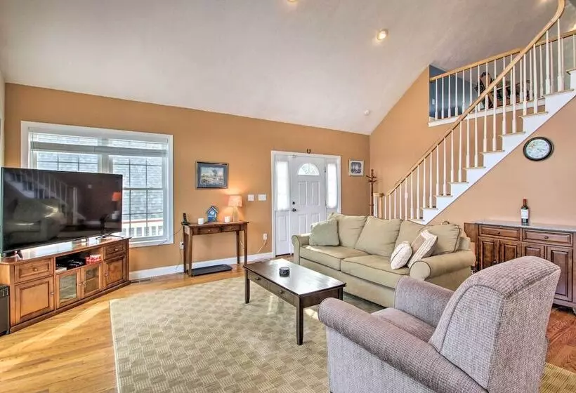 Waterside Haven On Milton Pond W/ Deck & Boat Dock