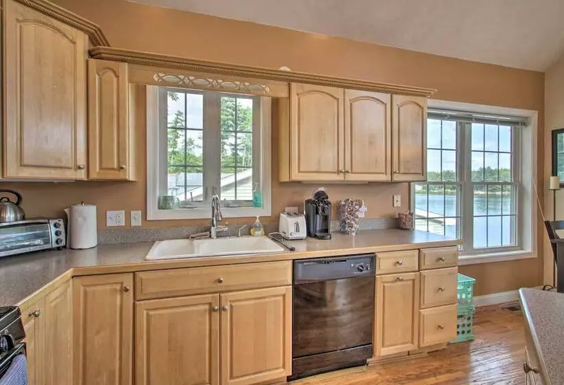 Waterside Haven On Milton Pond W/ Deck & Boat Dock