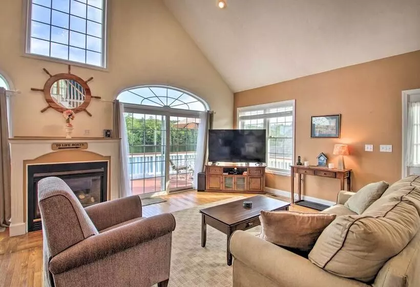 Waterside Haven On Milton Pond W/ Deck & Boat Dock