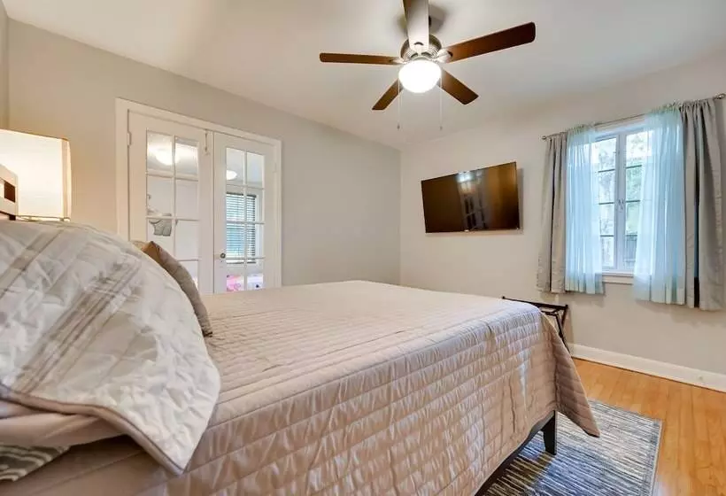Winter Haven Abode Near Lakes & Attractions