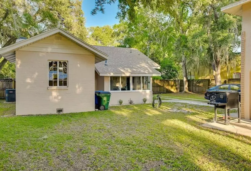 Winter Haven Abode Near Lakes & Attractions