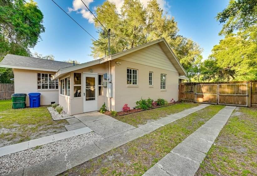 Winter Haven Abode Near Lakes & Attractions