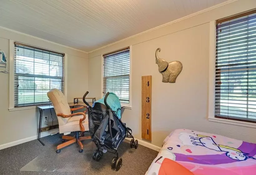 Winter Haven Abode Near Lakes & Attractions