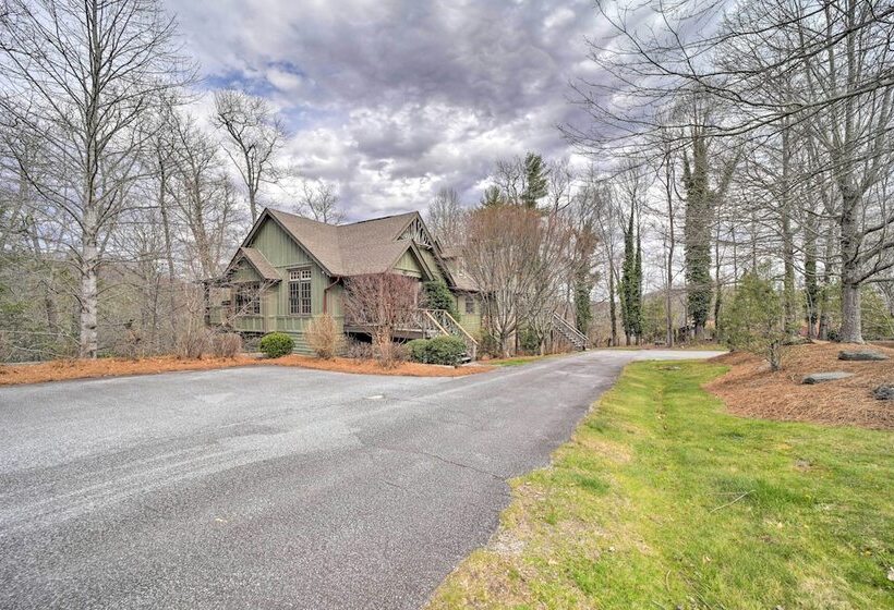 Woodsy Smoky Mtn Hideaway W/ Grill & Views!