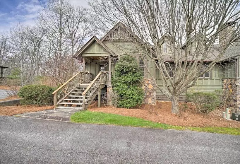 Woodsy Smoky Mtn Hideaway W/ Grill & Views!