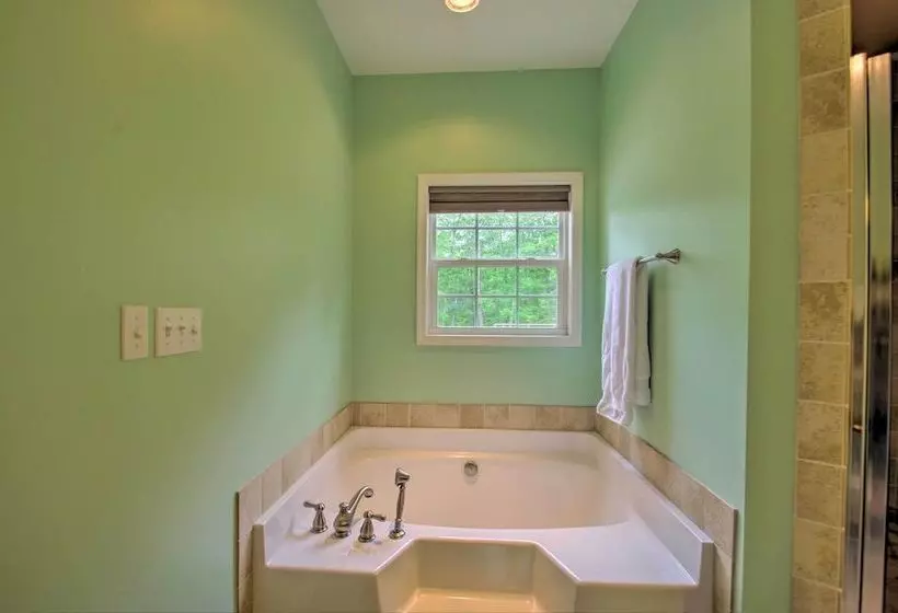 Yogis Paradise W/ Deck ~ 1 Mi To Yogaville!