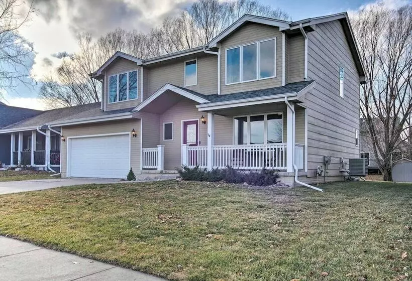 Altoona Home 11 Mi To Downtown Des Moines