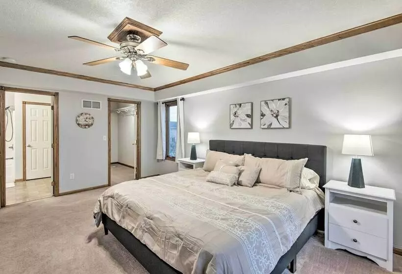 Altoona Home 11 Mi To Downtown Des Moines