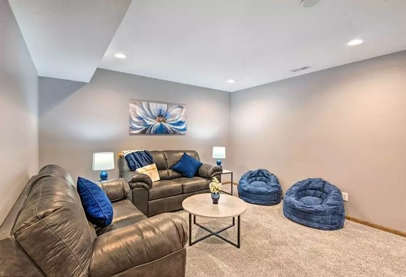 Altoona Home 11 Mi To Downtown Des Moines