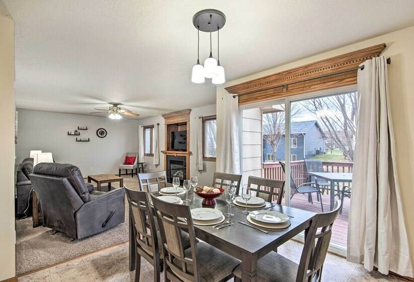 Altoona Home 11 Mi To Downtown Des Moines