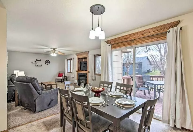 Altoona Home 11 Mi To Downtown Des Moines