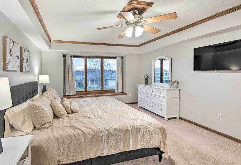 Altoona Home 11 Mi To Downtown Des Moines