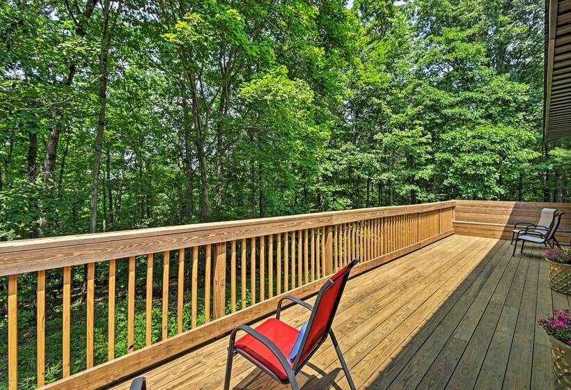 Camp Monroe In Bloomington W/ Deck & Views!