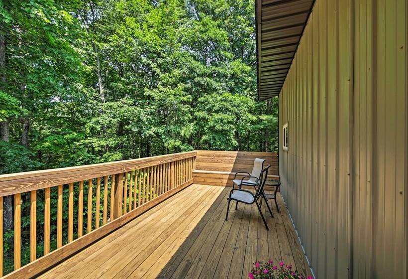 Camp Monroe In Bloomington W/ Deck & Views!