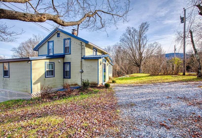 Catskills Cottage W/ Deck, 7 Mi To Hunter Mtn