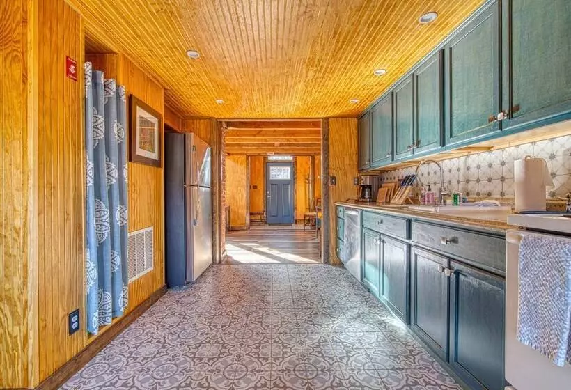 Catskills Cottage W/ Deck, 7 Mi To Hunter Mtn