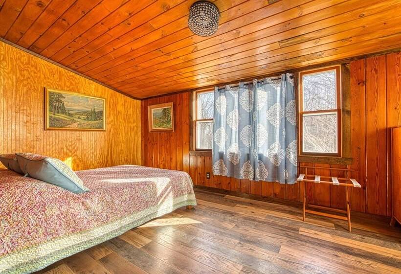 Catskills Cottage W/ Deck, 7 Mi To Hunter Mtn