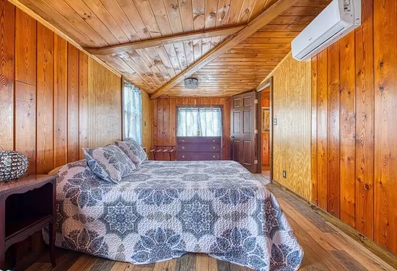 Catskills Cottage W/ Deck, 7 Mi To Hunter Mtn