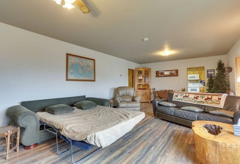 Classic Mountain Home, Half Mi To Main Street