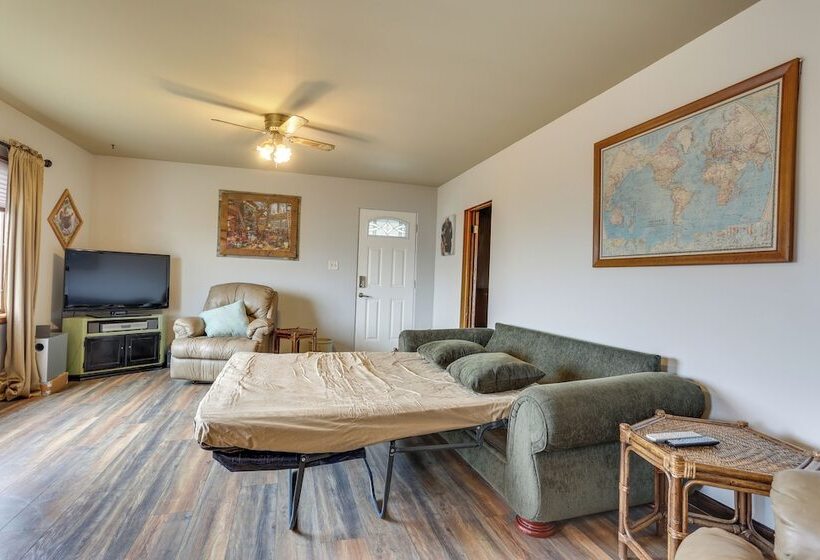 Classic Mountain Home, Half Mi To Main Street