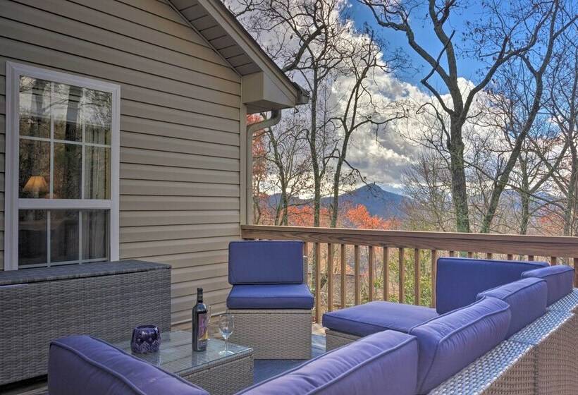 Cozy Sapphire Resort Home W/ Deck & Mountain Views