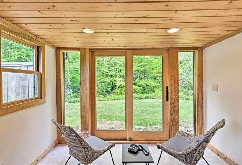 Custom Creekside Cabin In Blue Ridge Mountains