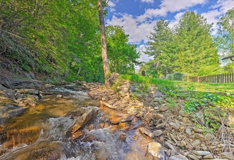 Custom Creekside Cabin In Blue Ridge Mountains
