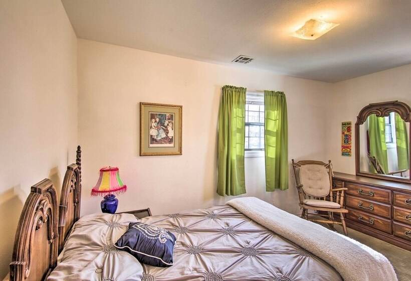 Dog Friendly Bartlesville Retreat W/ Yard!