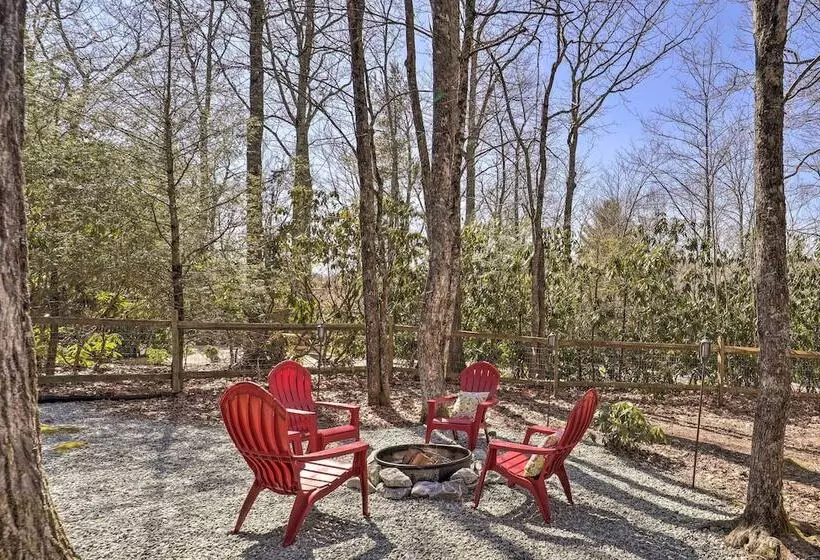 Near Lake + Trails: Rustic Newland Cabin W/ Deck!