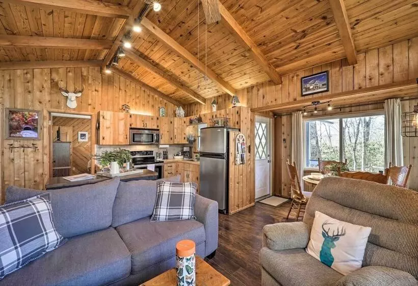 Near Lake + Trails: Rustic Newland Cabin W/ Deck!