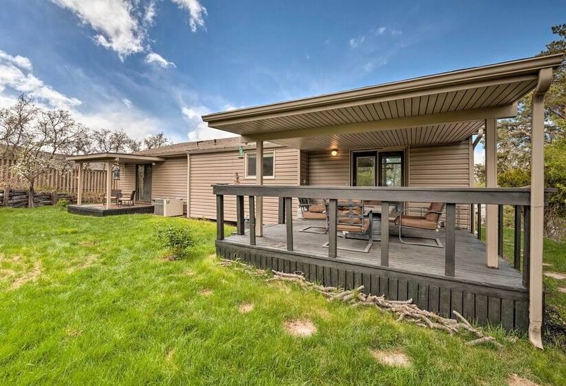 Eclectic Salt Lake Home With 2 Decks + Fire Pit!