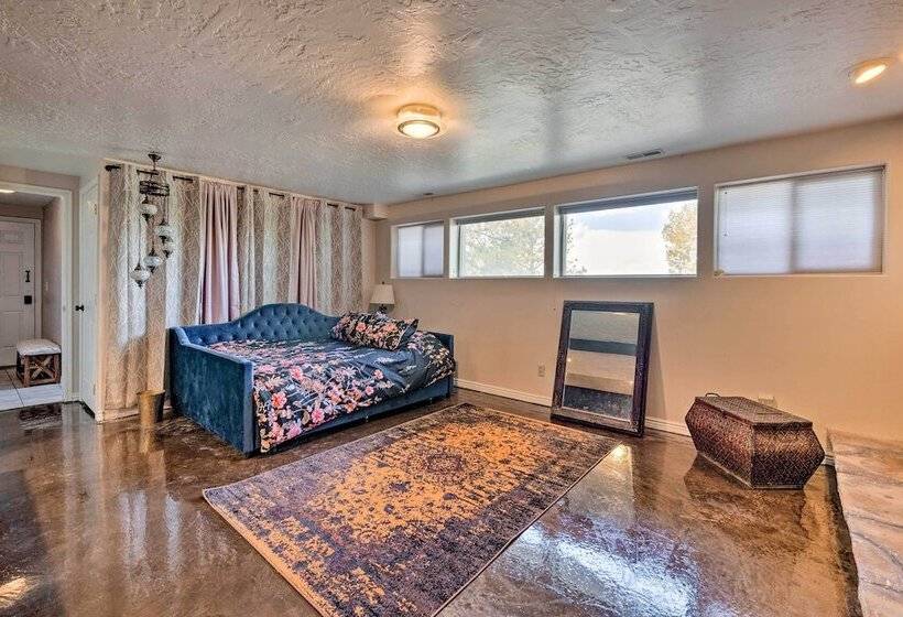 Eclectic Salt Lake Home With 2 Decks + Fire Pit!