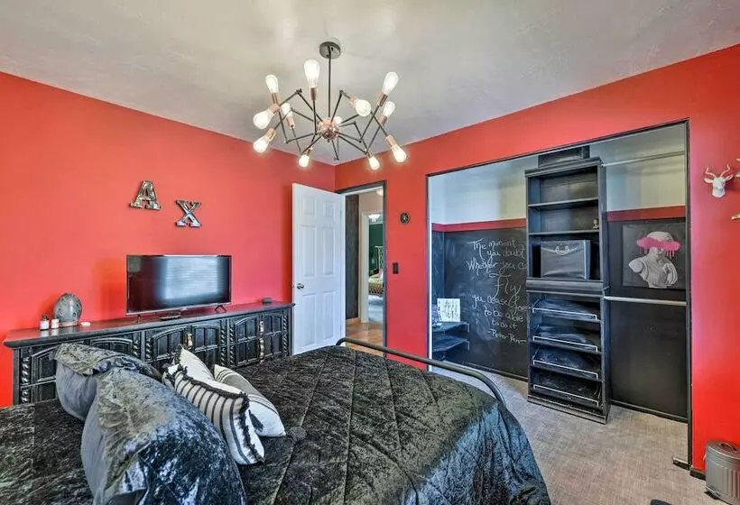 Eclectic Salt Lake Home With 2 Decks + Fire Pit!